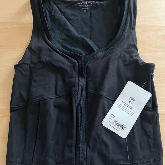 NWT Athleta Shanti Crop Tank - Picture 3 of 3